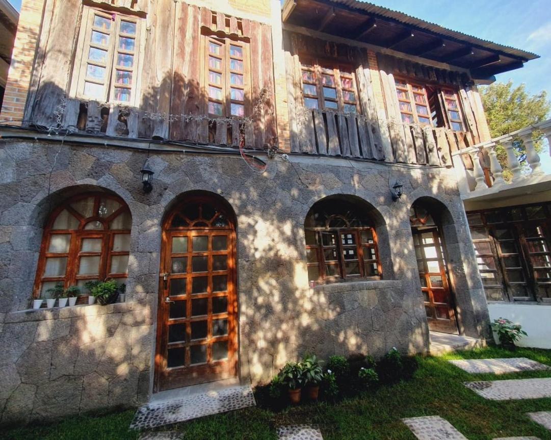 Hotel Ariana Сан-Педро-ла-Лагуна Екстер'єр фото