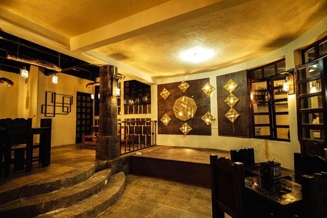 Hotel Ariana Сан-Педро-ла-Лагуна Екстер'єр фото